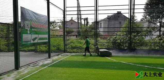 專(zhuān)業(yè)的人造草施工工具
