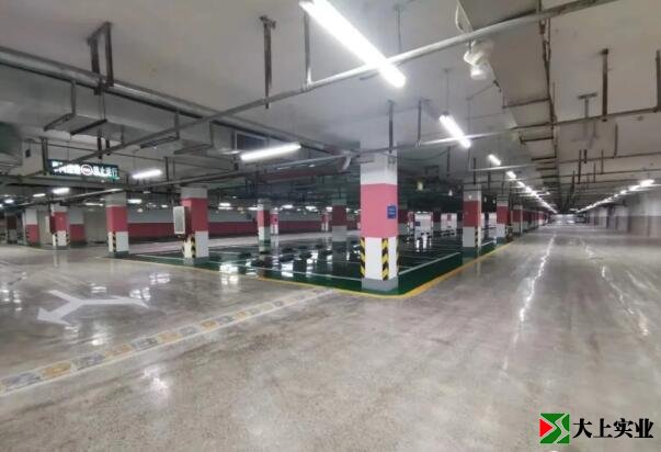 學(xué)府苑負二層地下車(chē)庫