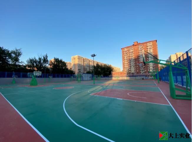 籃球場(chǎng)實(shí)地考察